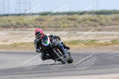 media/May-09-2022-Lets Ride (Mon) [[4de522fb14]]/Group B/Session 3 (Sunrise)/